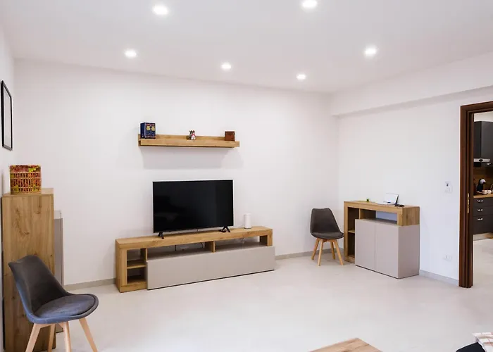 Appartamento Vista Gran Sasso - 6 Persone - 20 Min Campo Imperatore 아파트 *