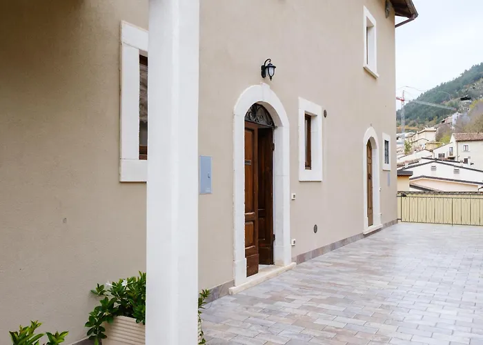 Appartamento Vista Gran Sasso - 6 Persone - 20 Min Campo Imperatore * Fossa